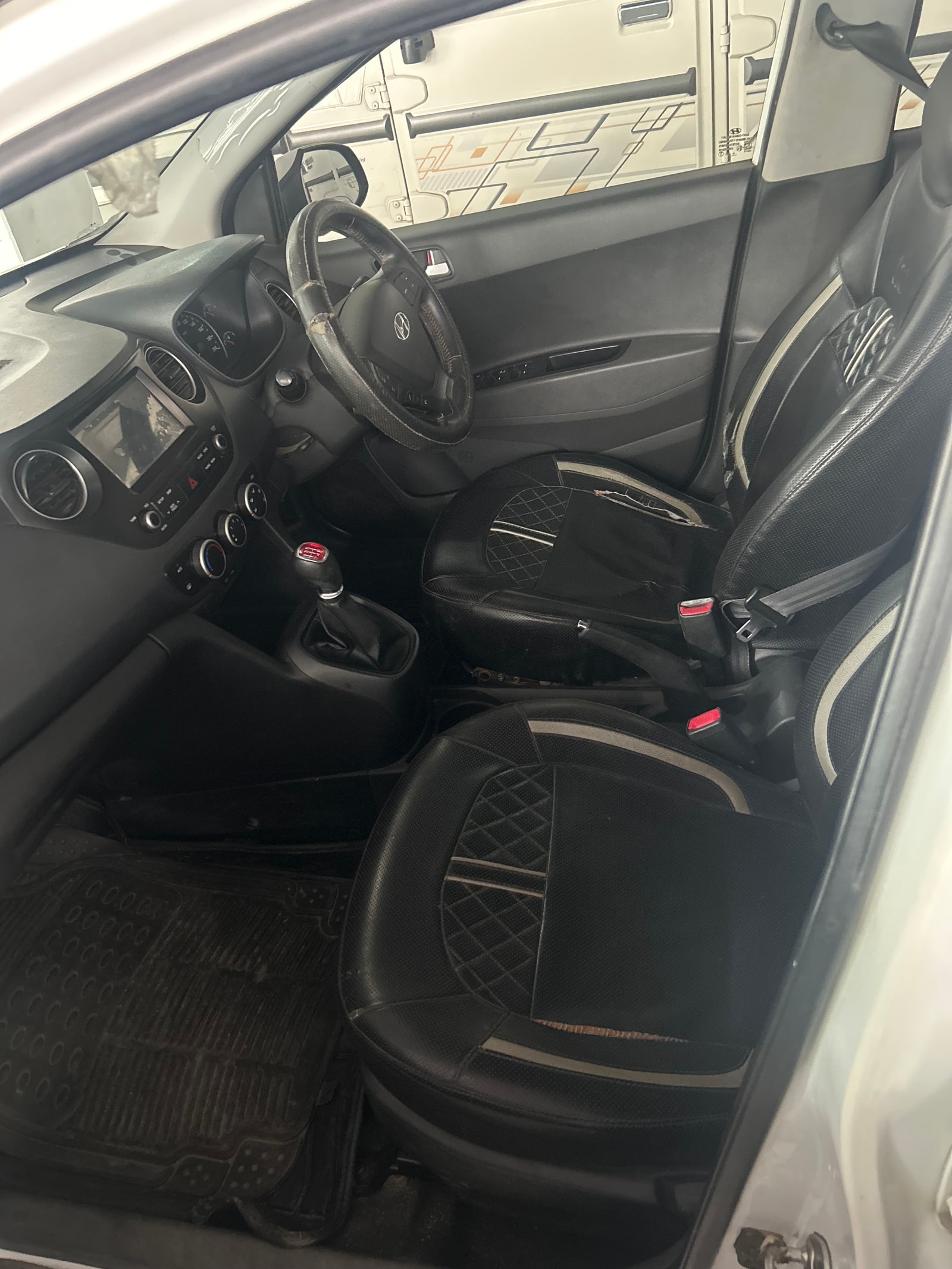 Used 2018 Hyundai Grand i10 Used 2018 Hyundai Grand i10