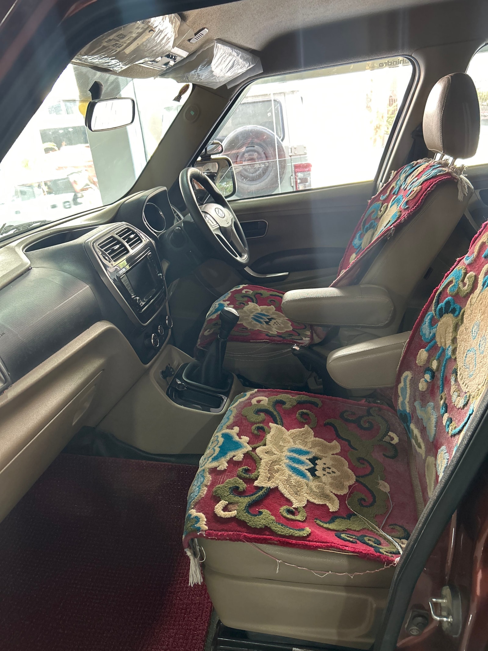 Used 2019 Mahindra TUV300 Used 2019 Mahindra TUV300