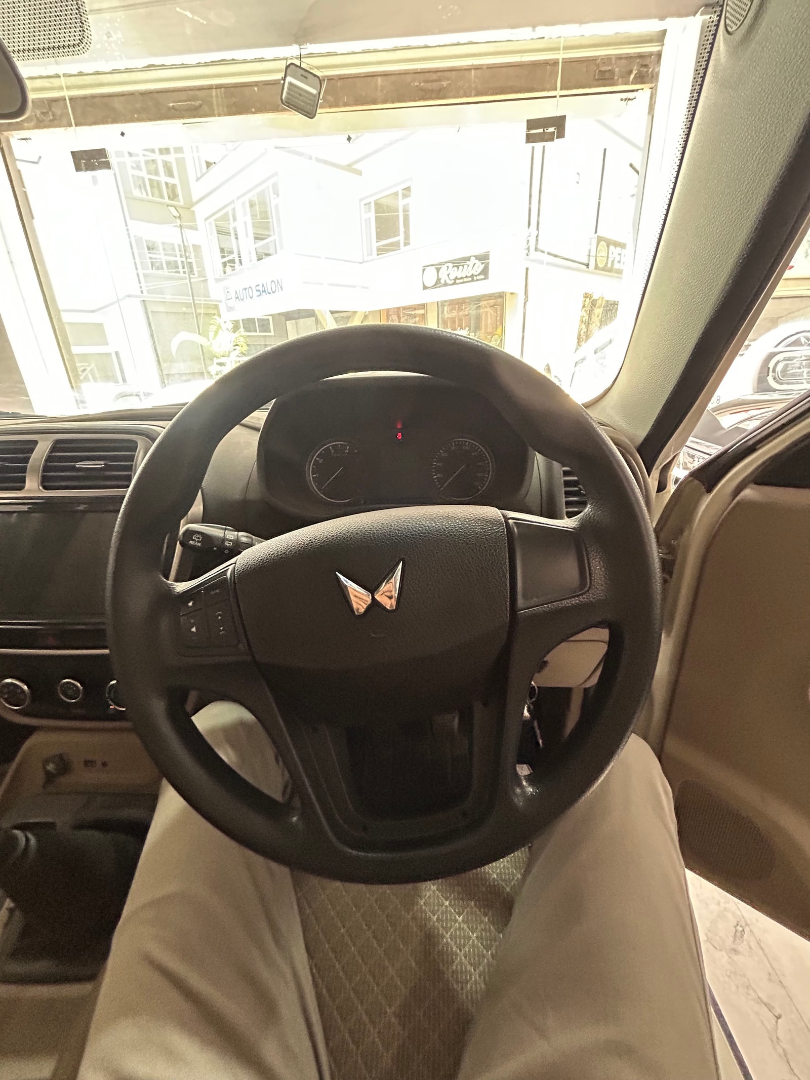 Used 2024 Mahindra Bolero Neo Plus Used 2024 Mahindra Bolero Neo Plus