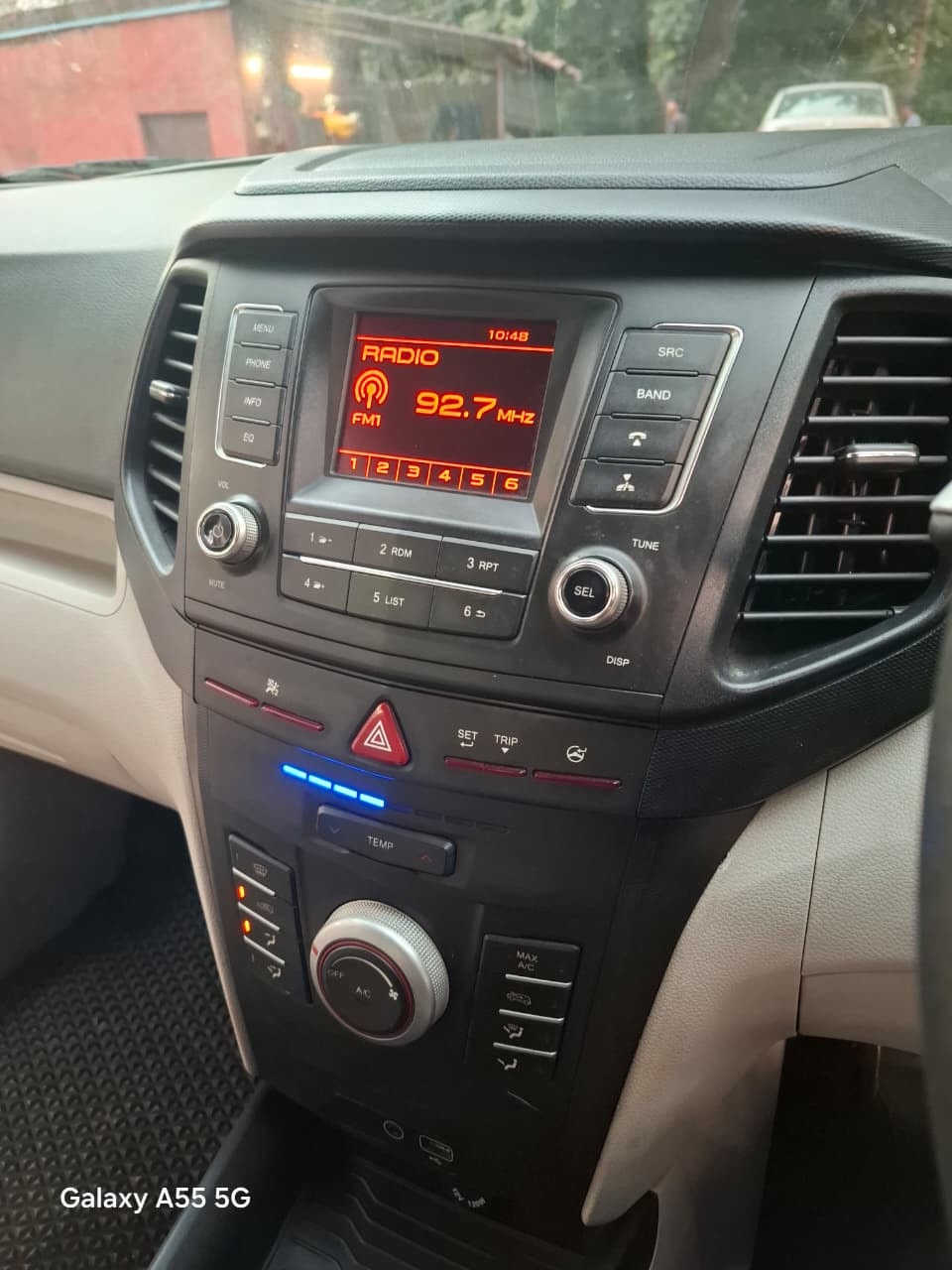 Used 2023 Mahindra XUV300 Used 2023 Mahindra XUV300