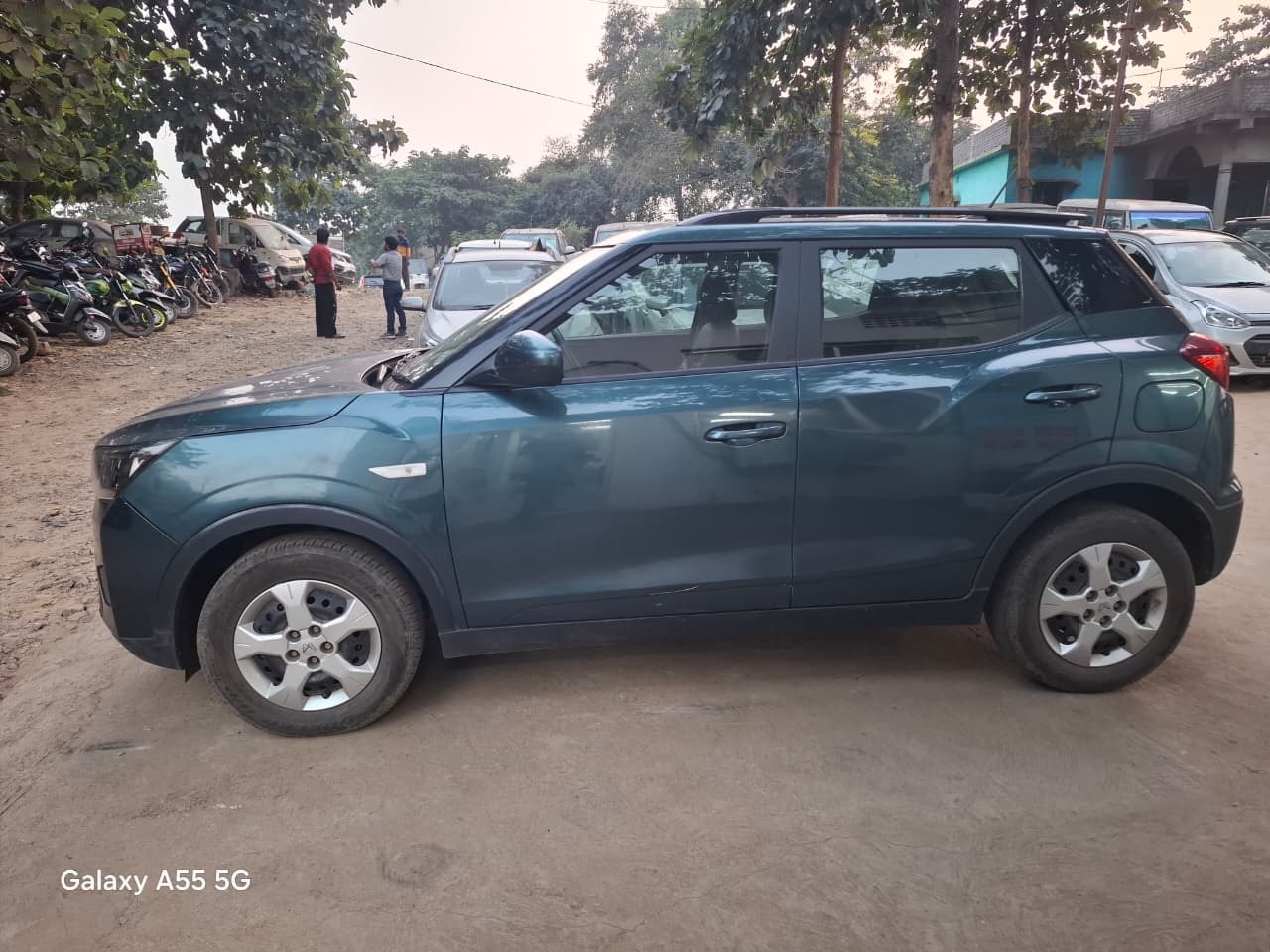 Used 2023 Mahindra XUV300 Used 2023 Mahindra XUV300