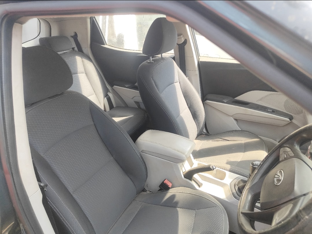 Used 2020 Mahindra XUV300 Used 2020 Mahindra XUV300