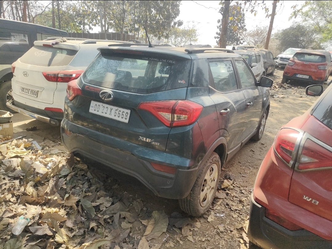 Used 2020 Mahindra XUV300 Used 2020 Mahindra XUV300