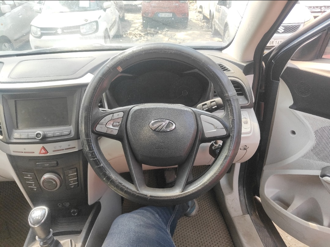 Used 2020 Mahindra XUV300 Used 2020 Mahindra XUV300