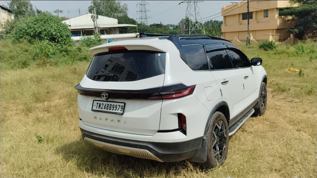 Used 2023 Tata Safari Used 2023 Tata Safari