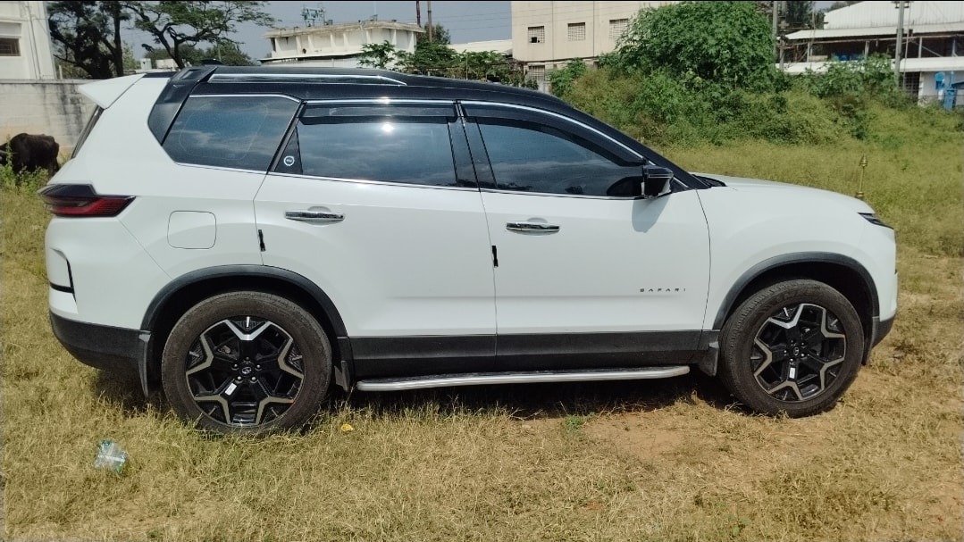 Used 2023 Tata Safari Used 2023 Tata Safari