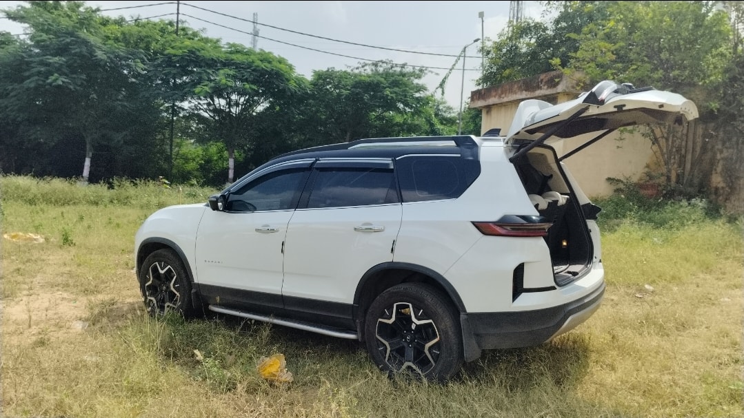 Used 2023 Tata Safari Used 2023 Tata Safari