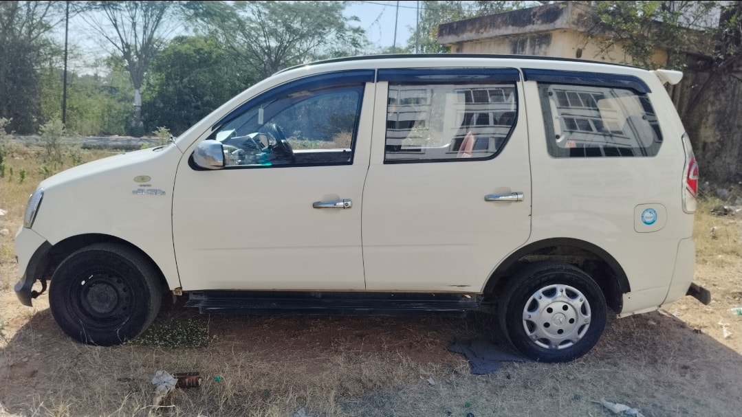 Used 2013 Mahindra Xylo Used 2013 Mahindra Xylo