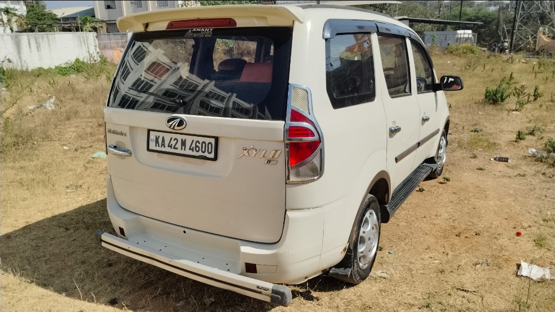 Used 2013 Mahindra Xylo Used 2013 Mahindra Xylo