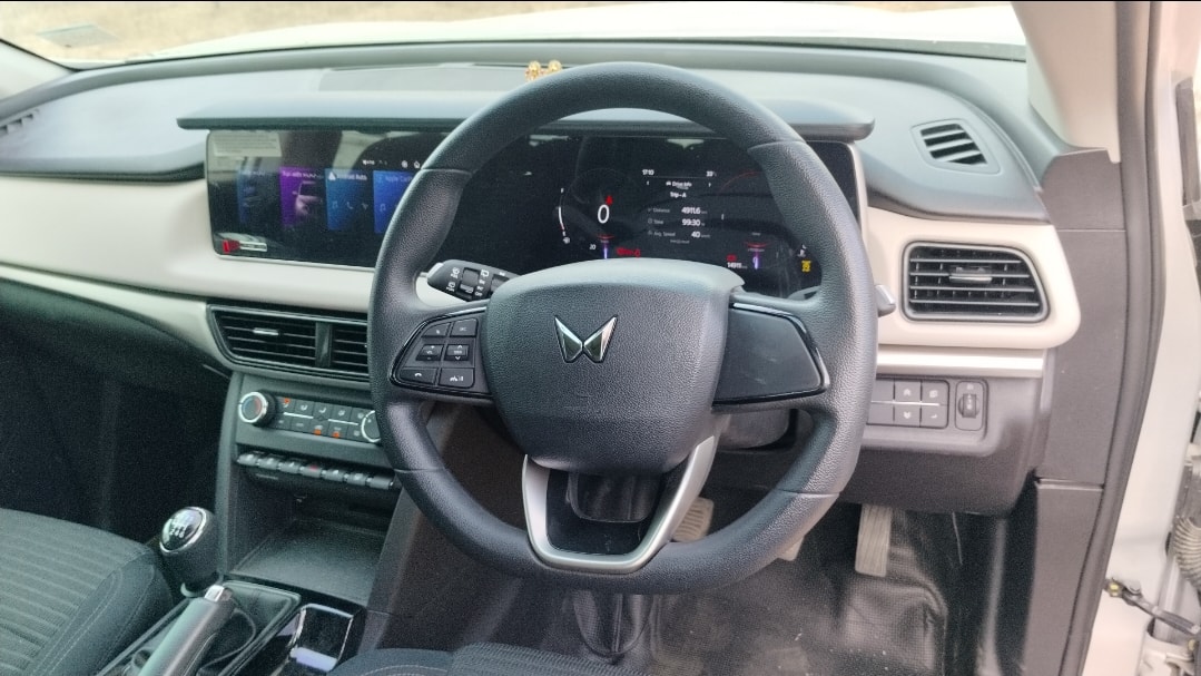 Used 2024 Mahindra XUV700 Used 2024 Mahindra XUV700