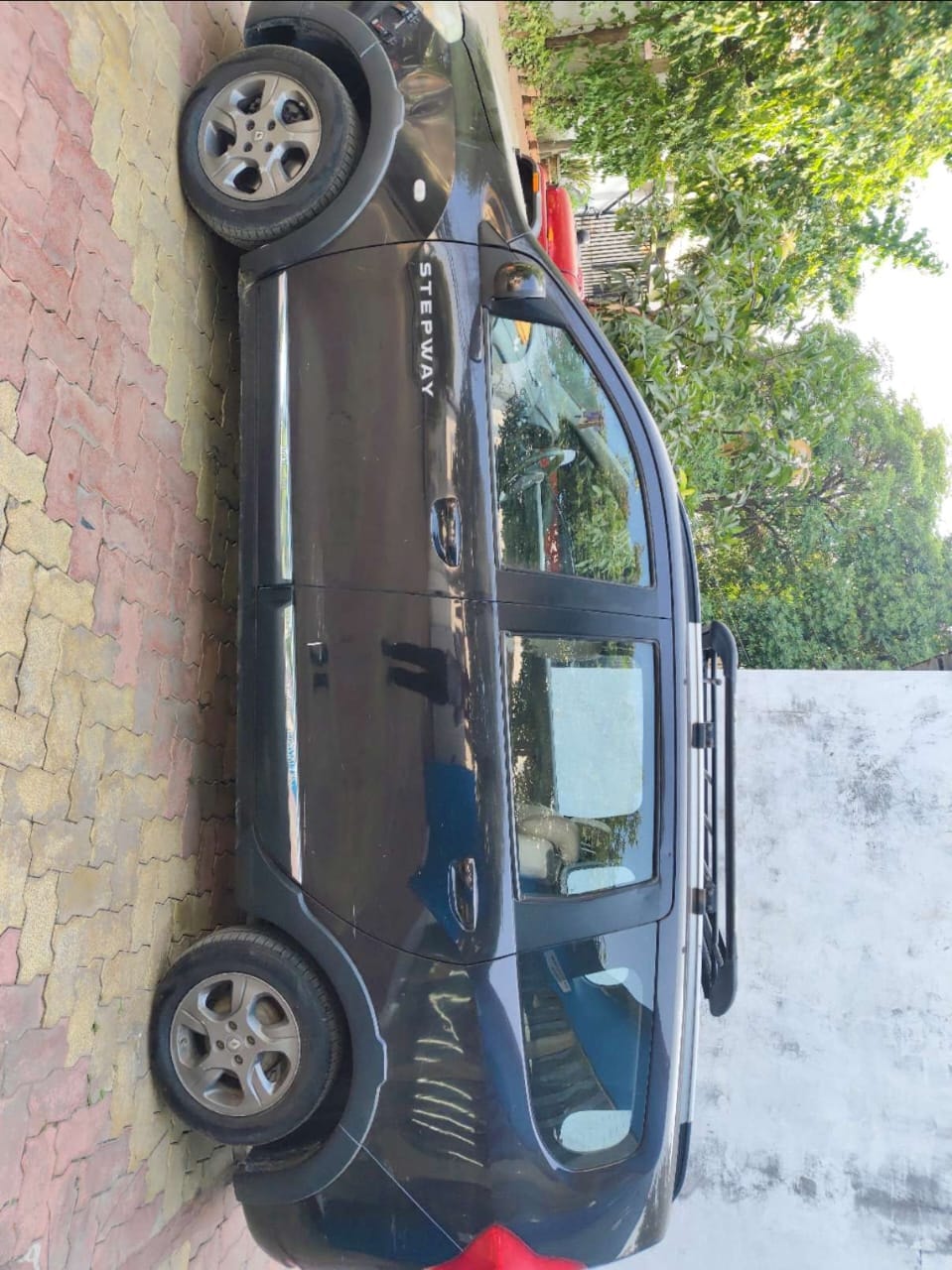 Used 2015 Renault Lodgy Used 2015 Renault Lodgy