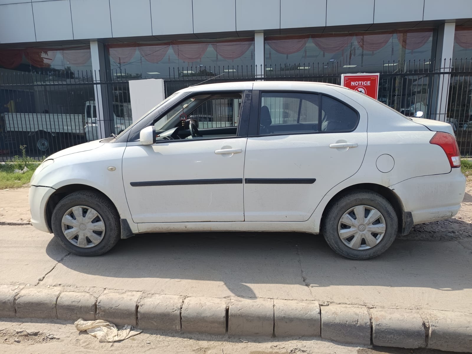 Used 2011 Maruti Suzuki Swift DZire Used 2011 Maruti Suzuki Swift DZire