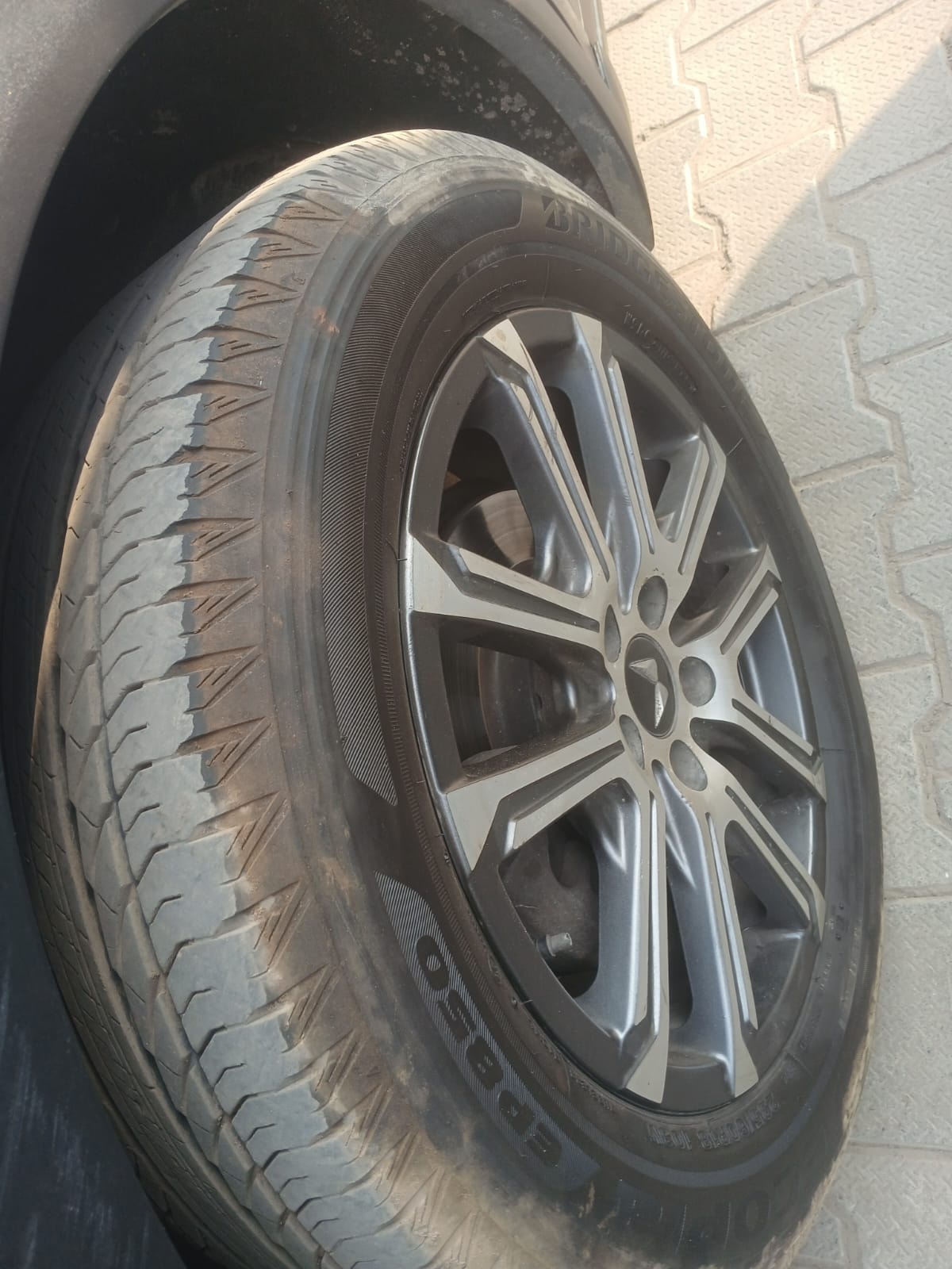 Used 2023 Mahindra XUV700 Used 2023 Mahindra XUV700