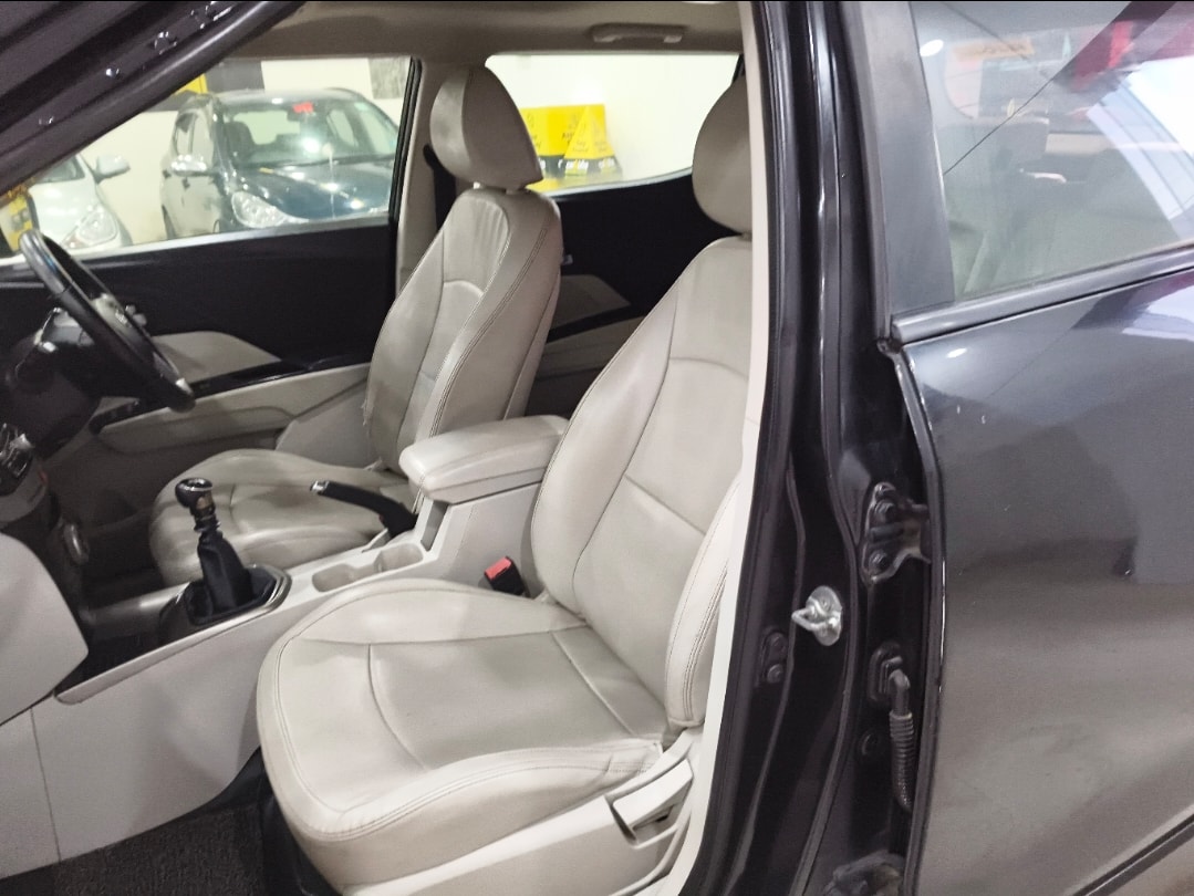 Used 2019 Mahindra XUV300 Used 2019 Mahindra XUV300