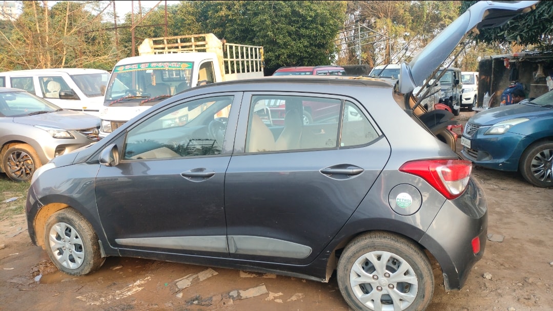 Used 2015 Hyundai Grand i10 Used 2015 Hyundai Grand i10