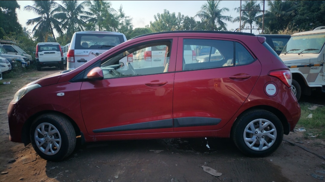 Used 2018 Hyundai Grand i10 Used 2018 Hyundai Grand i10