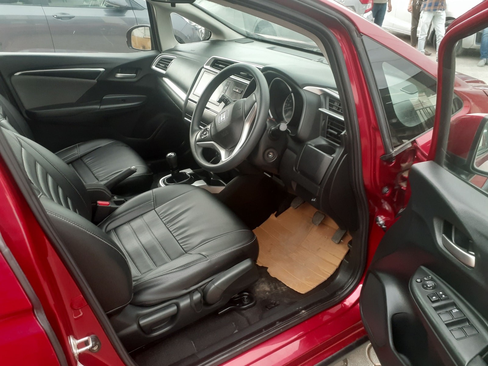 WR-V image 6 WR-V image 6