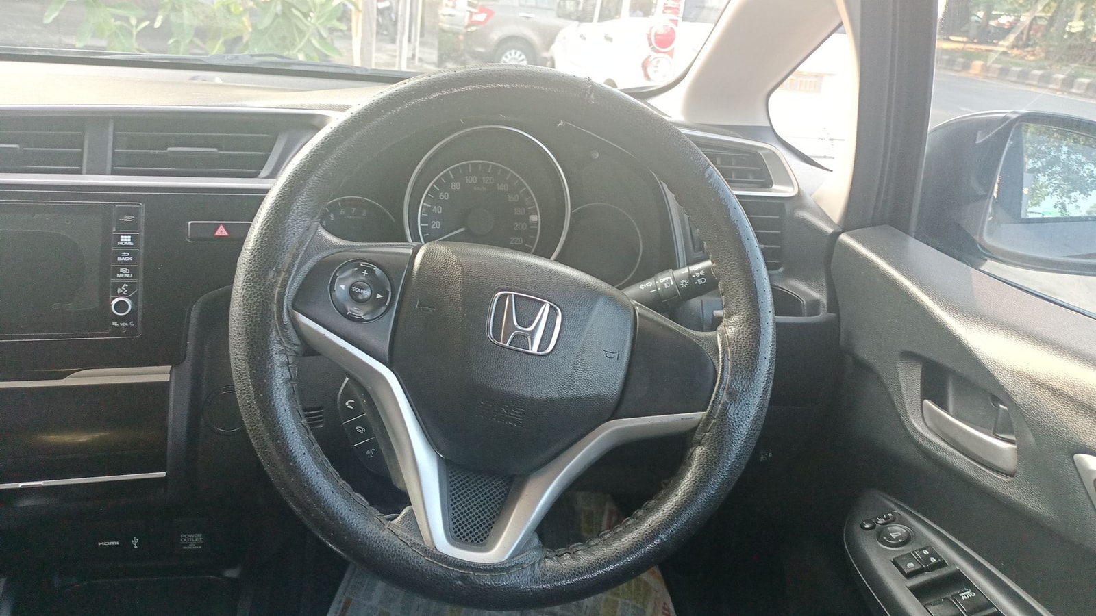 WR-V image 15 WR-V image 15