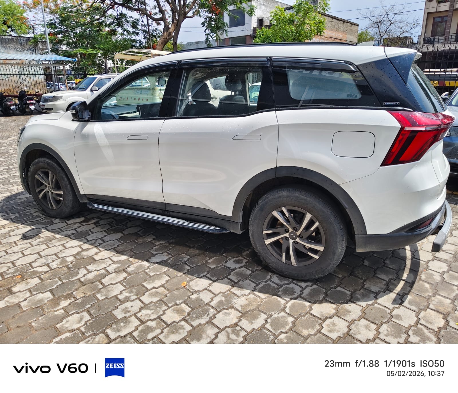 Used 2022 Mahindra XUV700 Used 2022 Mahindra XUV700